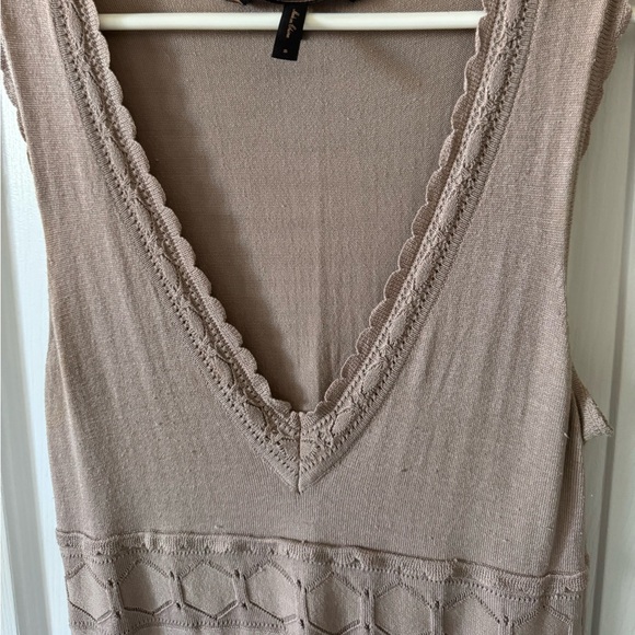 BCBG Dress, Tan, S, Cotton/Silk Blend, In Like New Condition - Picture 5 of 8